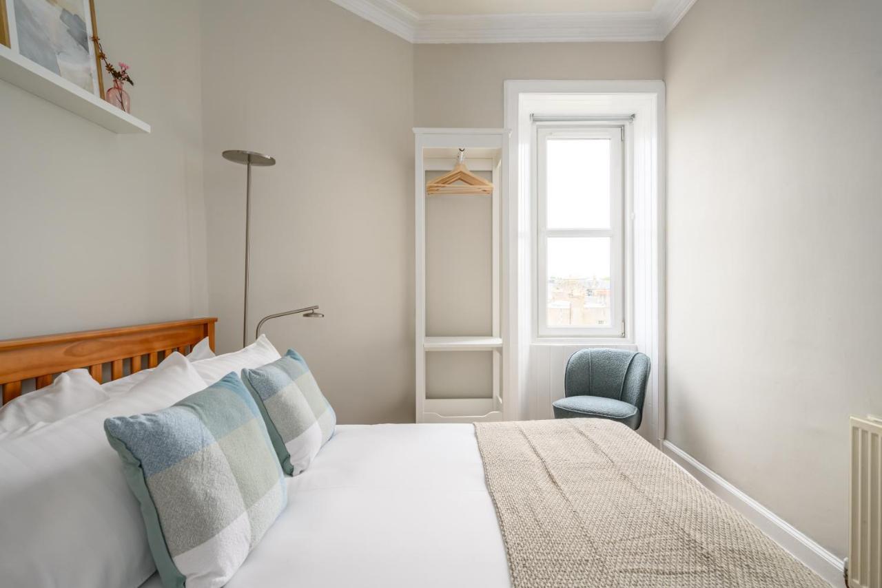 2Br New Town Castle View Apartment EDI Eksteriør bilde