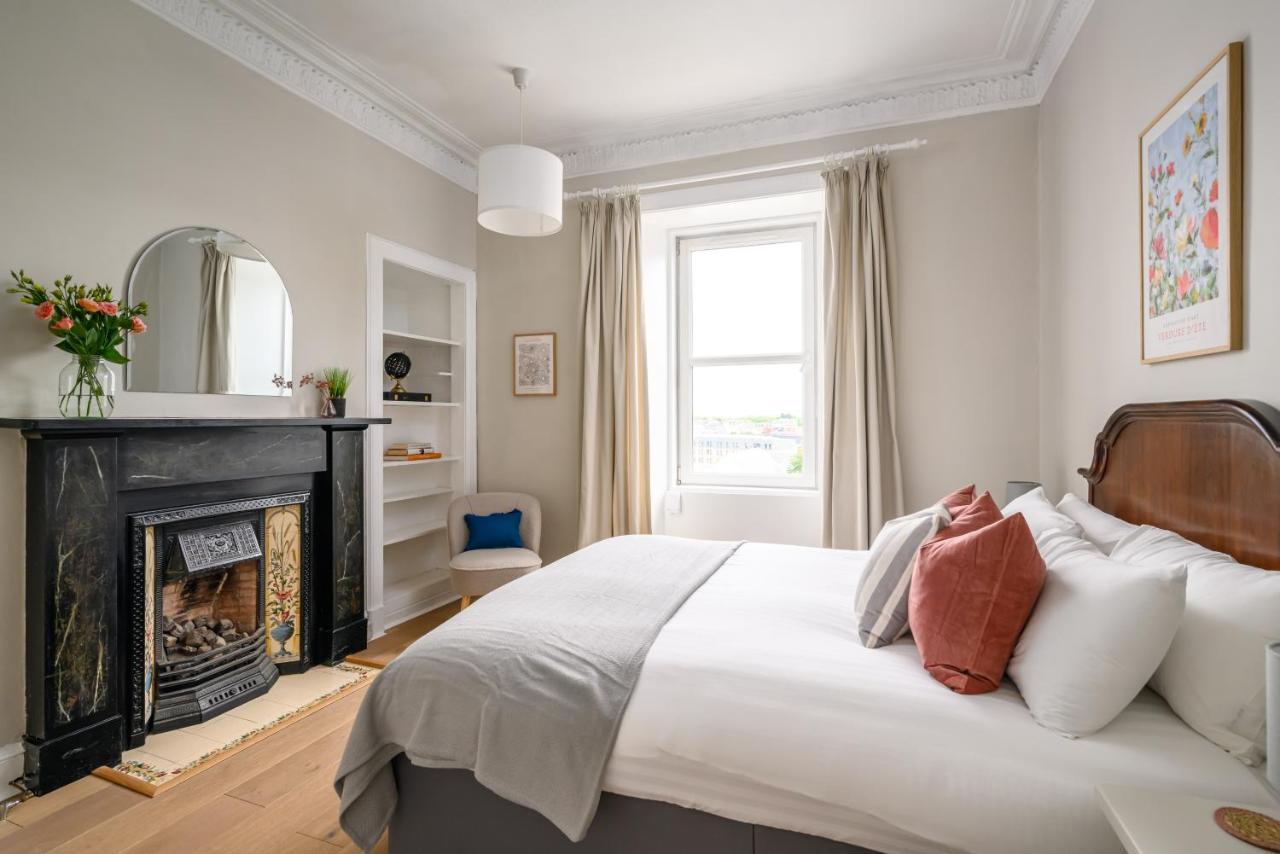 2Br New Town Castle View Apartment EDI Eksteriør bilde